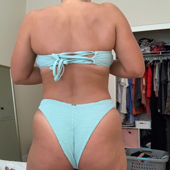 Tiffany Blue Swimsuit Top - Picture 4 of 5
